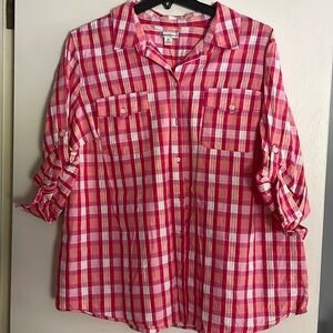Croft and Barrow 3x pink plaid shirt with adjustable sleeve length.